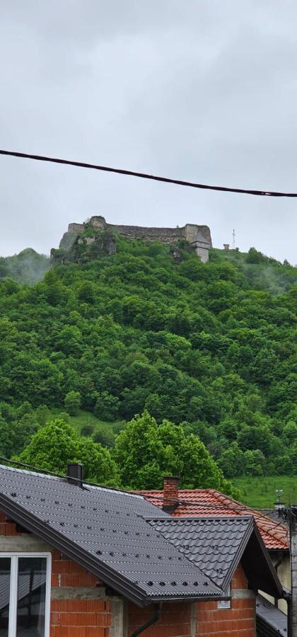 Apartman Naza Kulen Vakuf Exterior foto